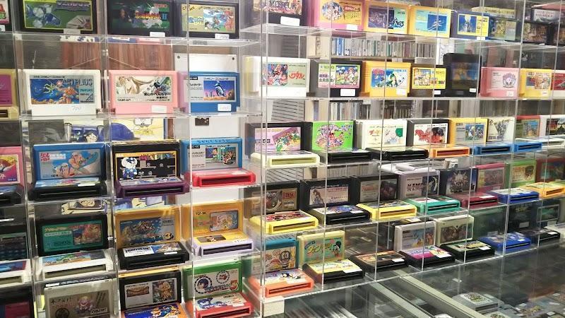 Retro-gaming used cartridges on ZenMarket