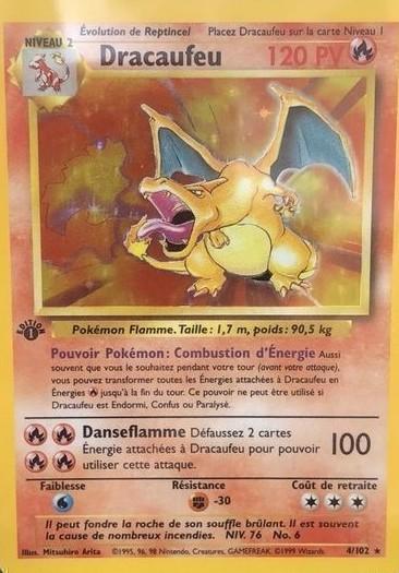 Carte rare Dracaufeu 1st print 1st edition