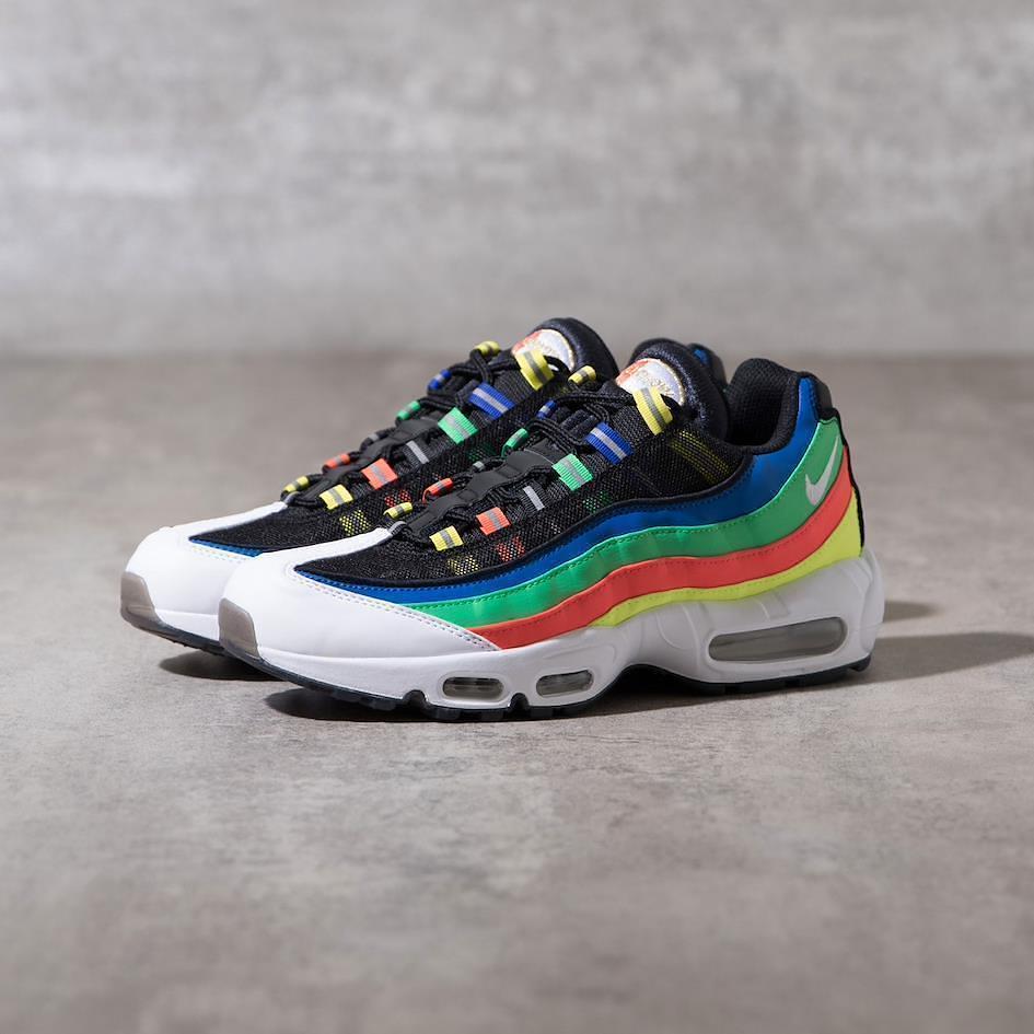 日本限定鞋款2021 - 「NIKE AIR MAX 95 PREMIUM」1萬8000円(税別)
