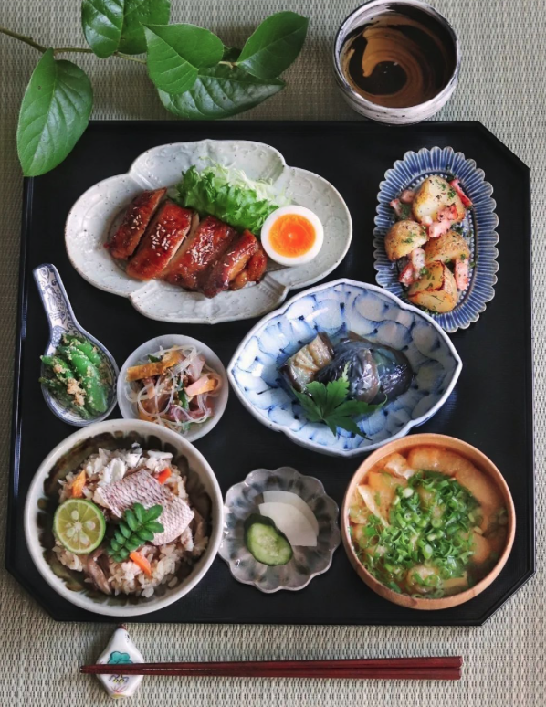 café da manhã típico japonês