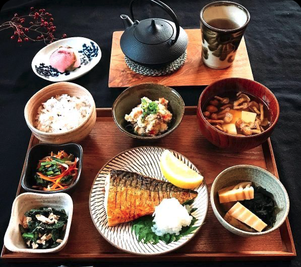 jantar típico japonês