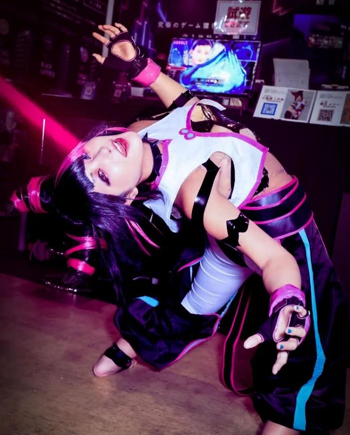 Cosplayer Kurea como Juri de Street Fighter 6