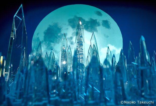 2. 全球最大的微型主題樂園「SMALL WORLDS TOKYO」