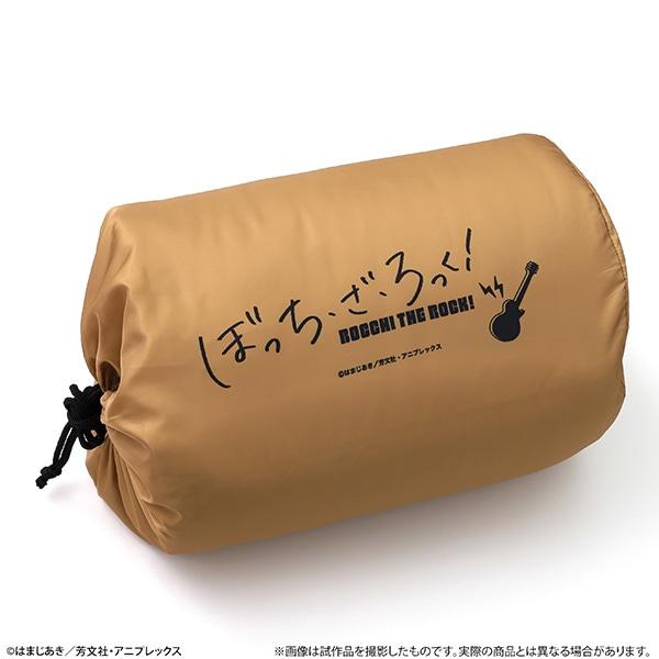 2024日本限定新奇趣味小物大集合 3.MOVIC|《孤獨搖滾!》完熟芒果紙箱睡袋