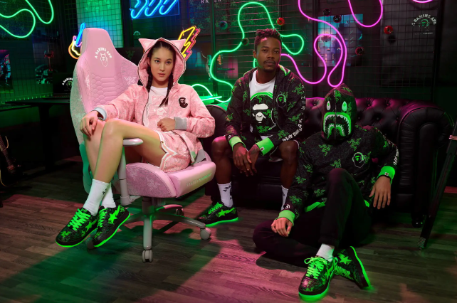 BAPE Razer
