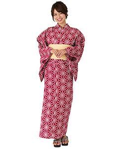 Yukata für Damen mit traditionellem Muster