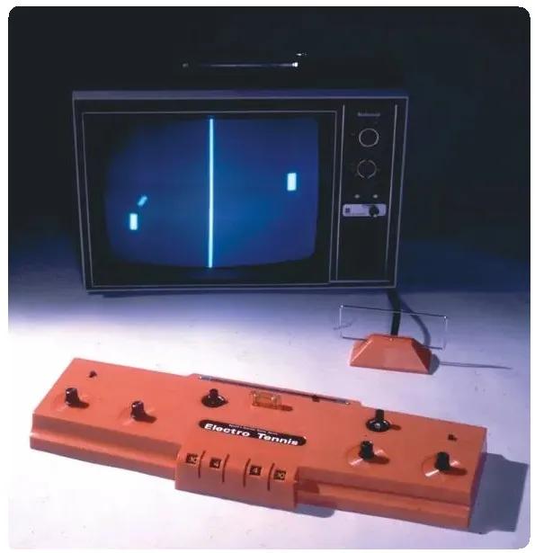 Первая японская игровая консоль
