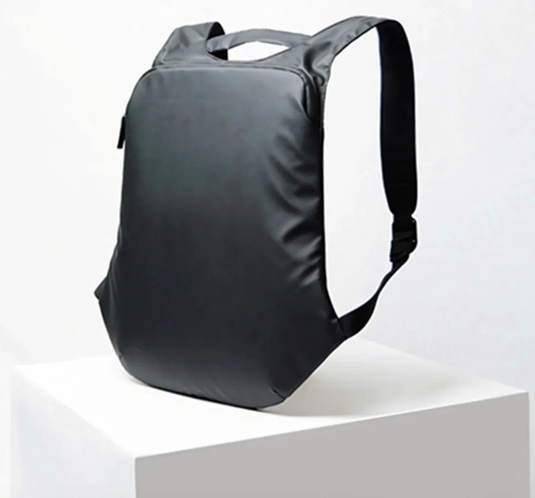 sac minimaliste  Less Is