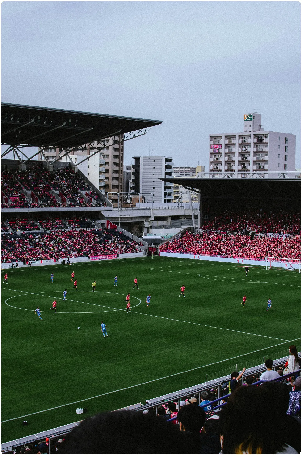 Футбольный стадион в японской J.League